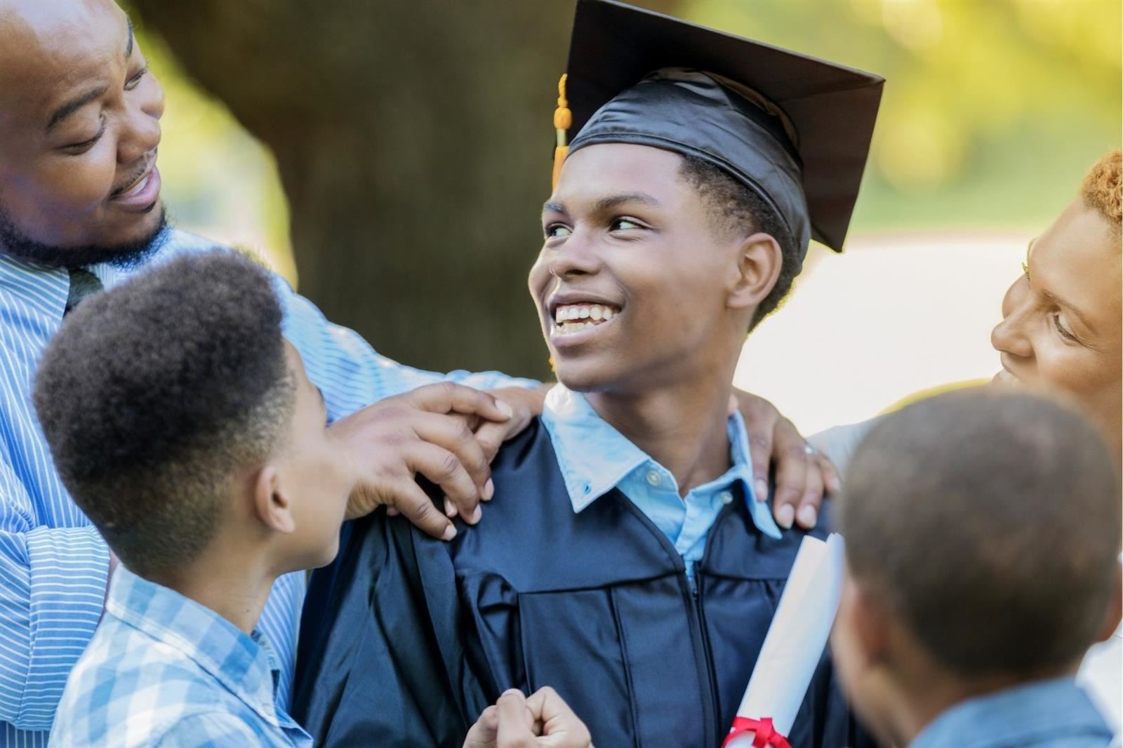family with graduate family with graduate